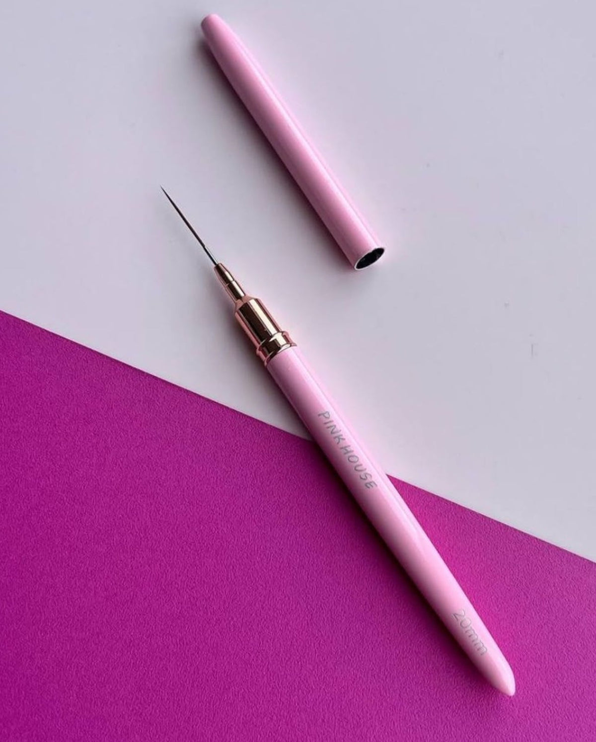 LINER BRUSH Pink House