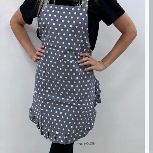 APRON FOR WORK SOJOOD SIRHAN
