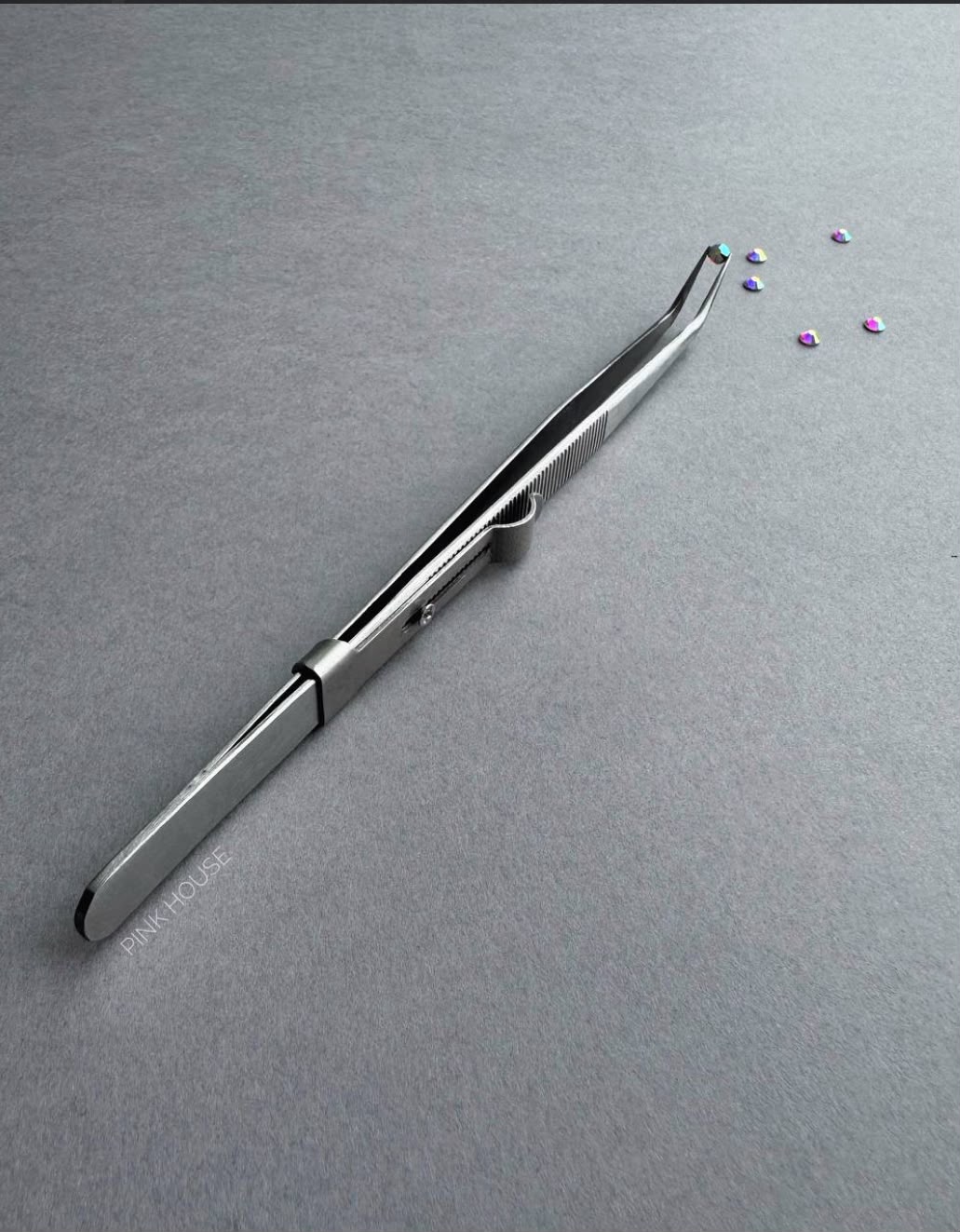 CRYSTAL TWEEZERS Pink House
